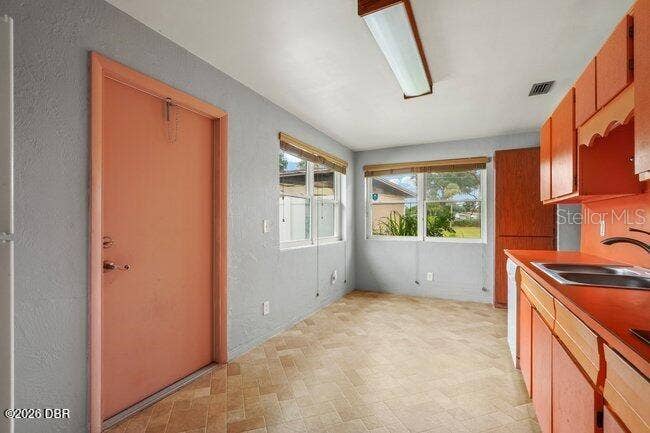 1002 THUNDERBIRD DRIVE, Daytona Beach, FL 32117
