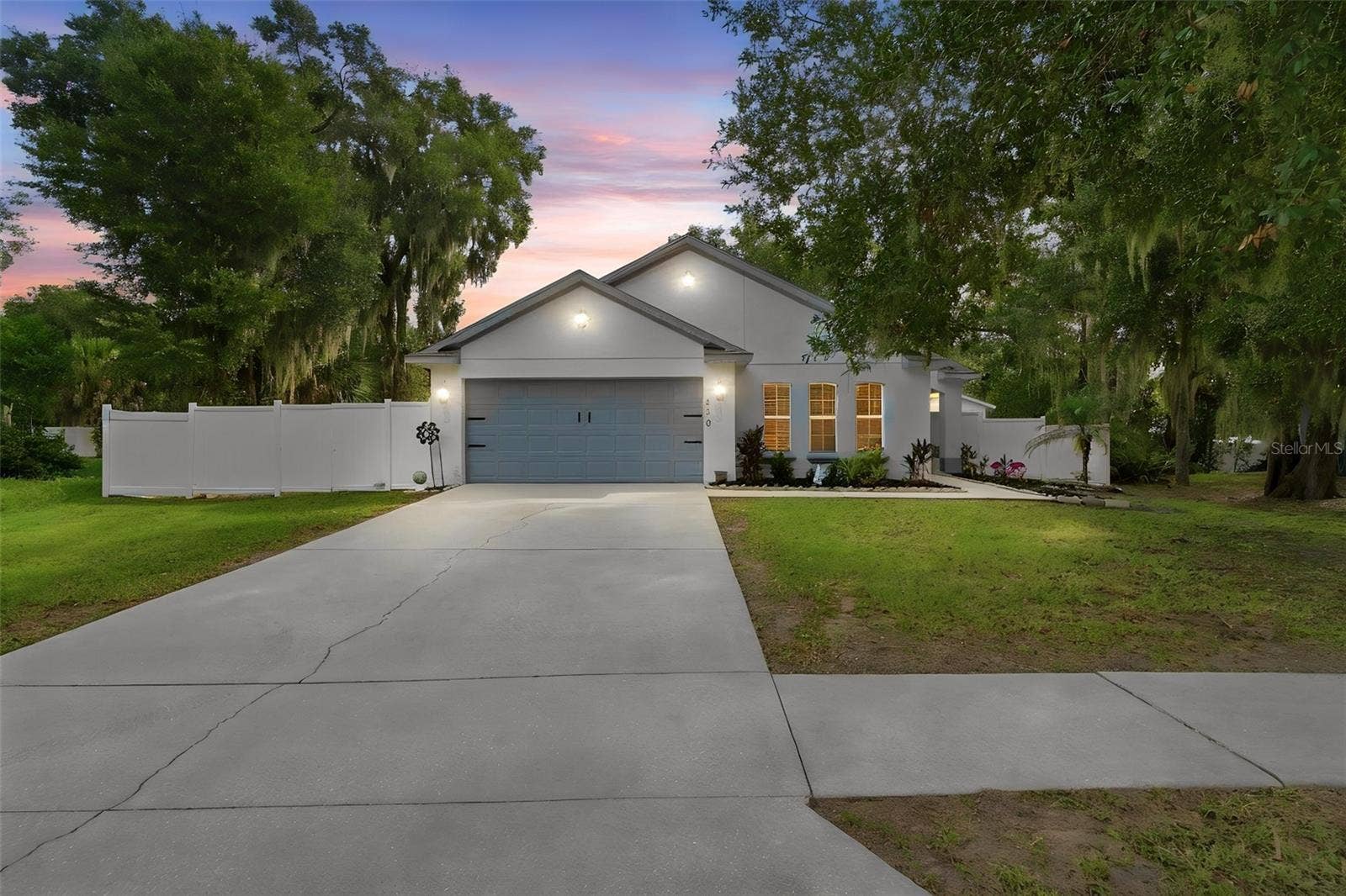 430 DEANNA CIRCLE, Deland, FL 32724