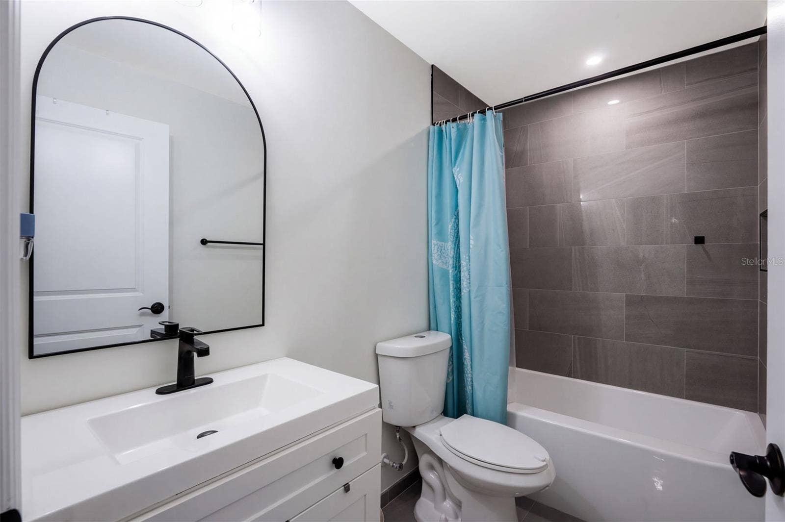 1710 HOLLY BOULEVARD, Deland, FL 32720 1710 HOLLY BOULEVARD, Deland, FL 32720