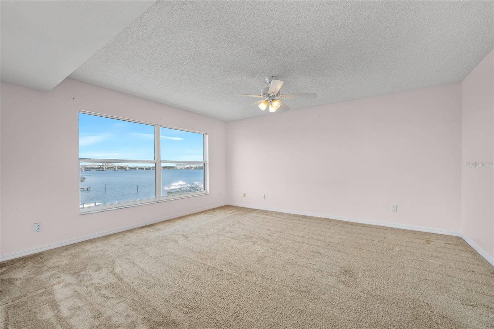 544 MARINA POINT DRIVE, #5440, Daytona Beach, FL 32114 544 MARINA POINT DRIVE, #5440, Daytona Beach, FL 32114