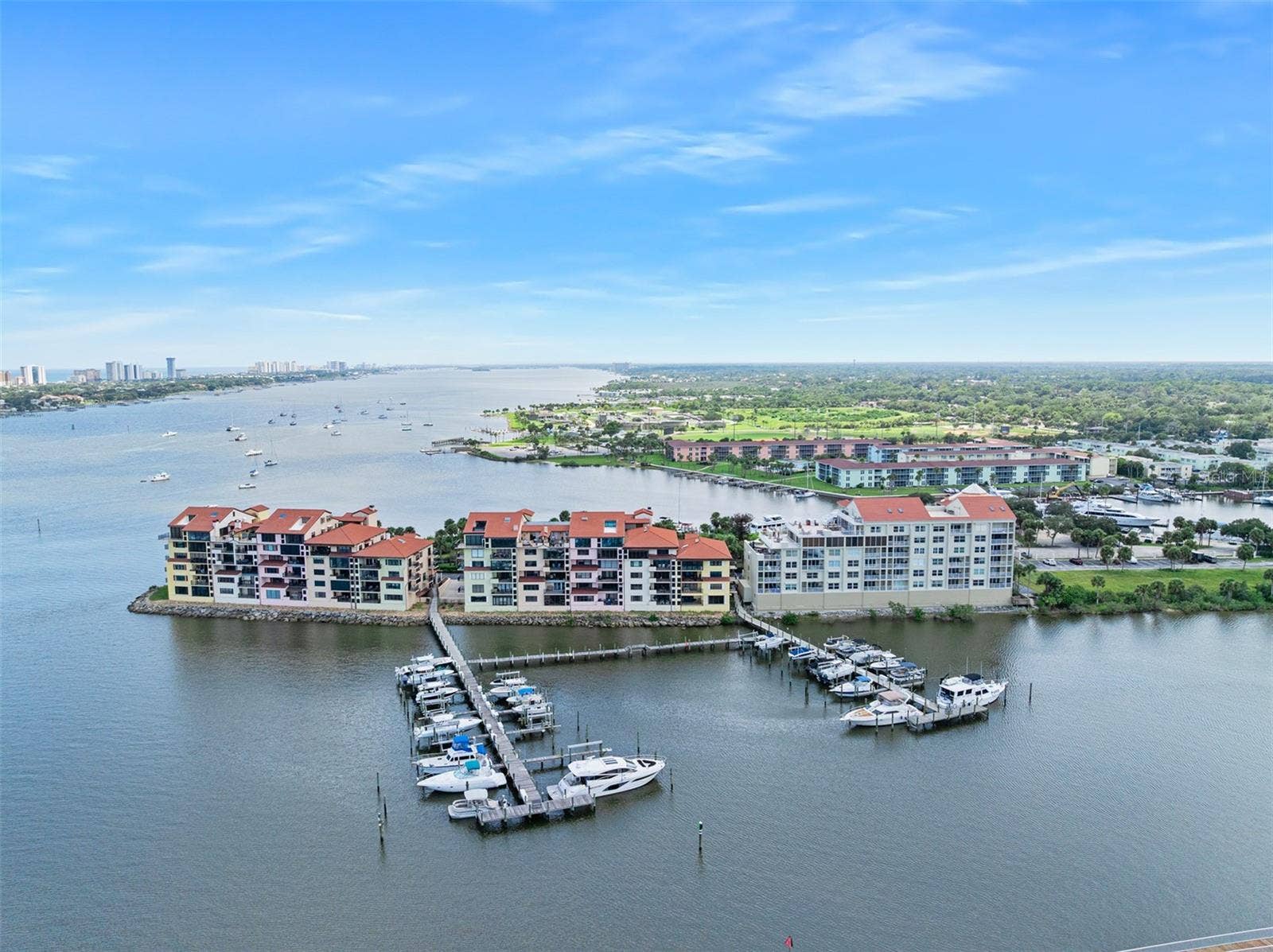 544 MARINA POINT DRIVE, #5440, Daytona Beach, FL 32114 544 MARINA POINT DRIVE, #5440, Daytona Beach, FL 32114