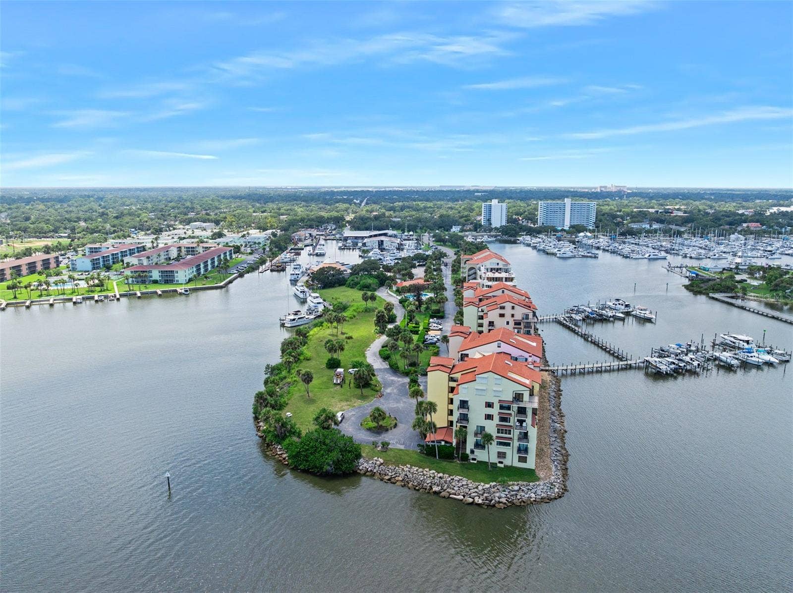 544 MARINA POINT DRIVE, #5440, Daytona Beach, FL 32114 544 MARINA POINT DRIVE, #5440, Daytona Beach, FL 32114