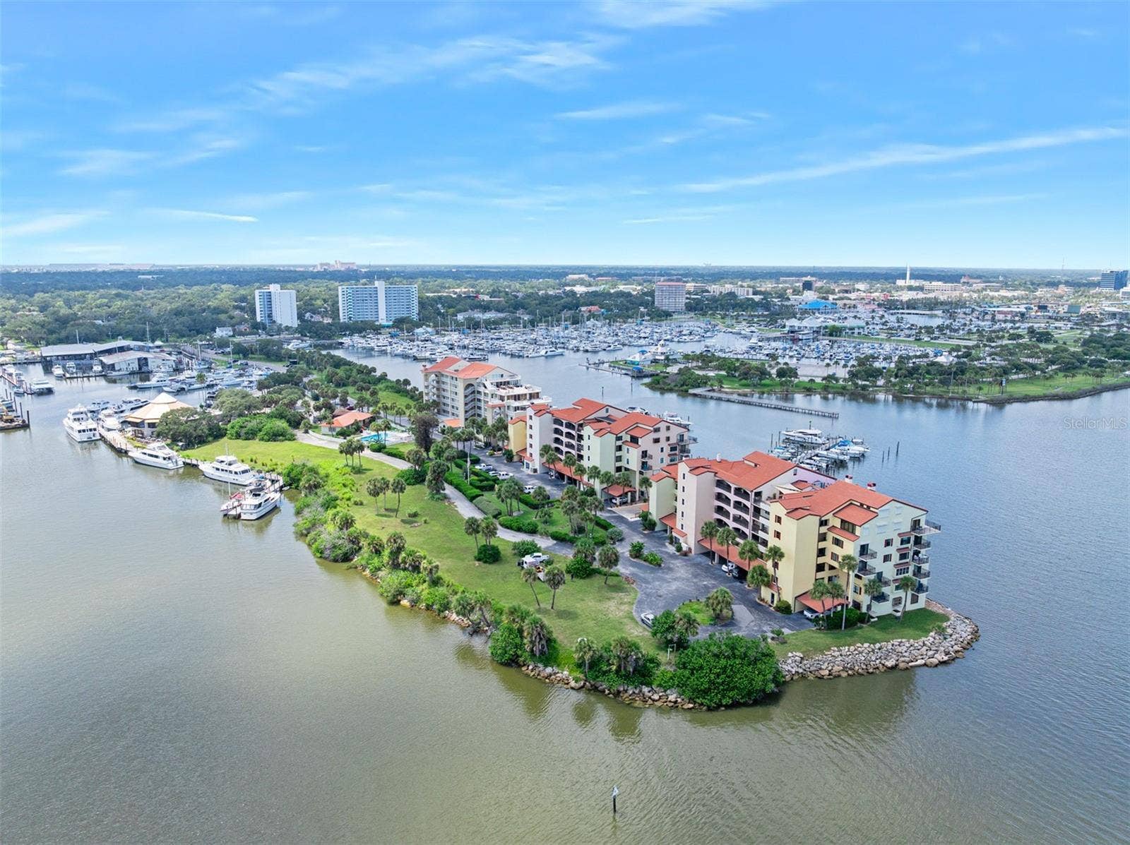 544 MARINA POINT DRIVE, #5440, Daytona Beach, FL 32114 544 MARINA POINT DRIVE, #5440, Daytona Beach, FL 32114