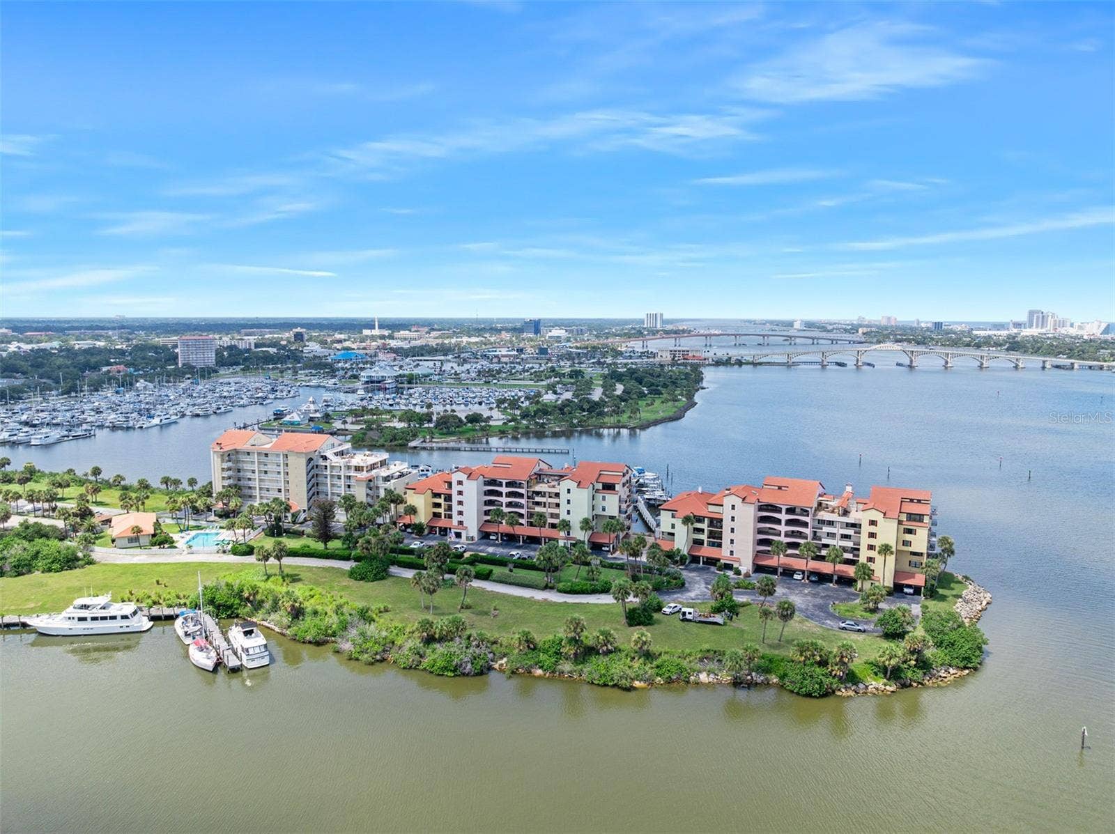 544 MARINA POINT DRIVE, #5440, Daytona Beach, FL 32114 544 MARINA POINT DRIVE, #5440, Daytona Beach, FL 32114