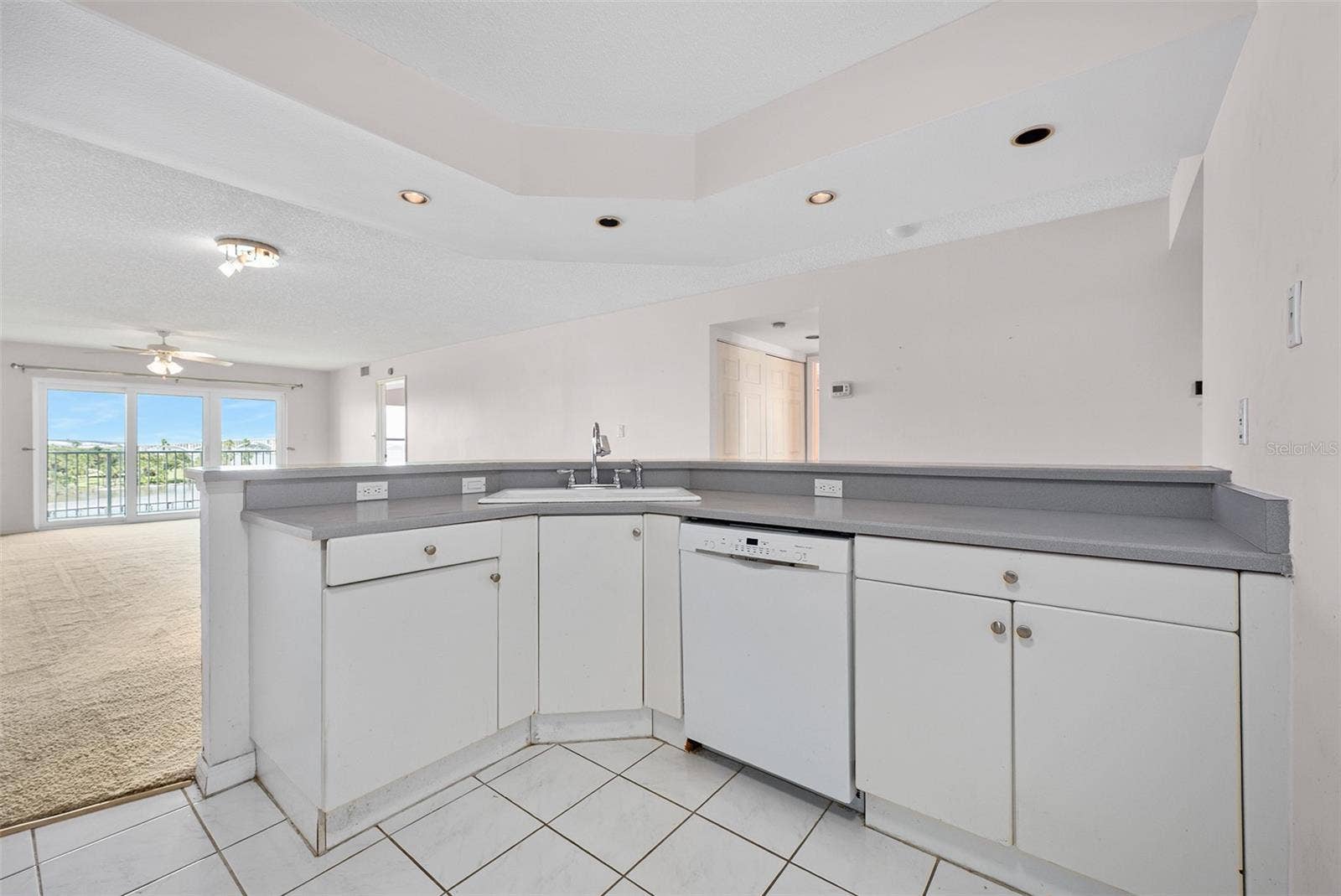 544 MARINA POINT DRIVE, #5440, Daytona Beach, FL 32114 544 MARINA POINT DRIVE, #5440, Daytona Beach, FL 32114