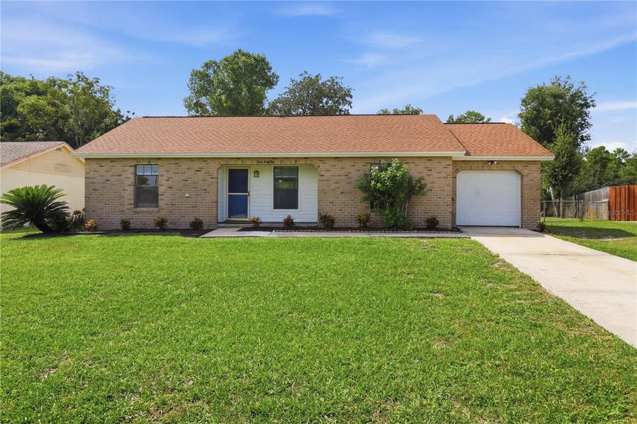 Property photo for 943 MARQUETTE COURT, Deltona, FL
