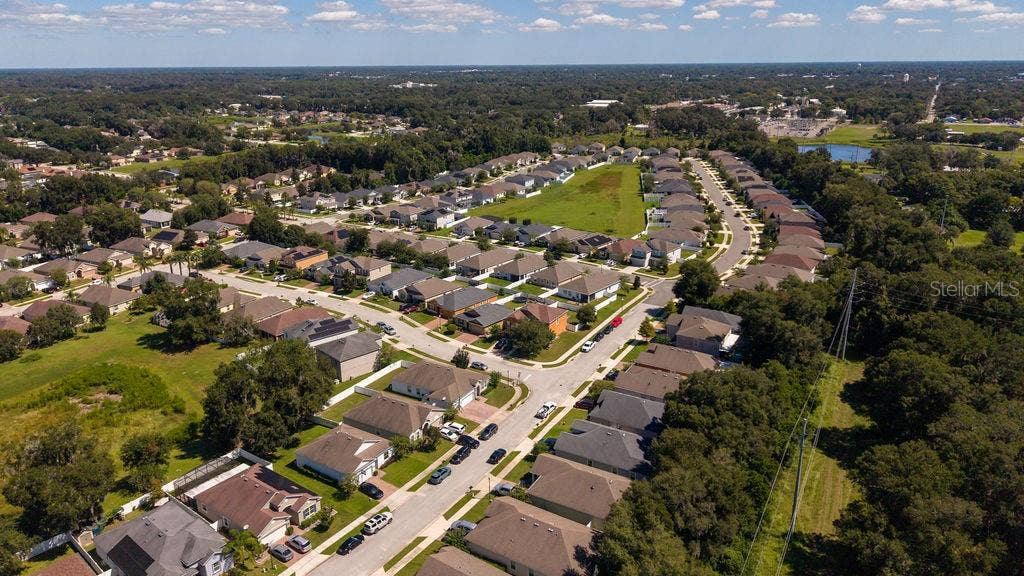 252 SHERRI LEE LANE, Deland, FL 32720 Mallory Square neighborhood.