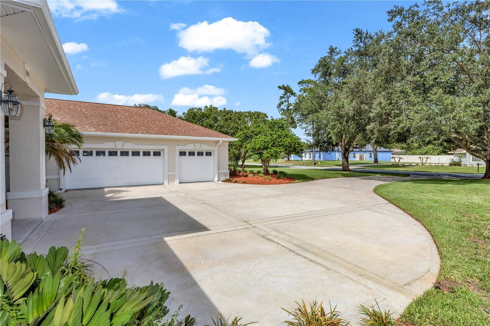 105 ALEXANDRA WOODS DRIVE, Debary, FL 32713