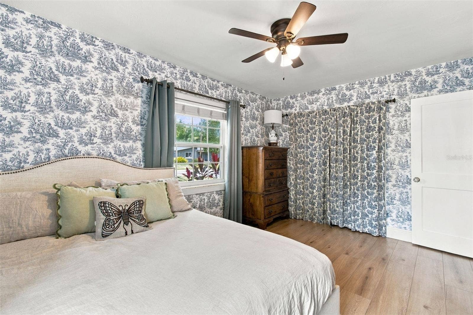 806 N GOMEZ AVENUE, Tampa, FL 33609