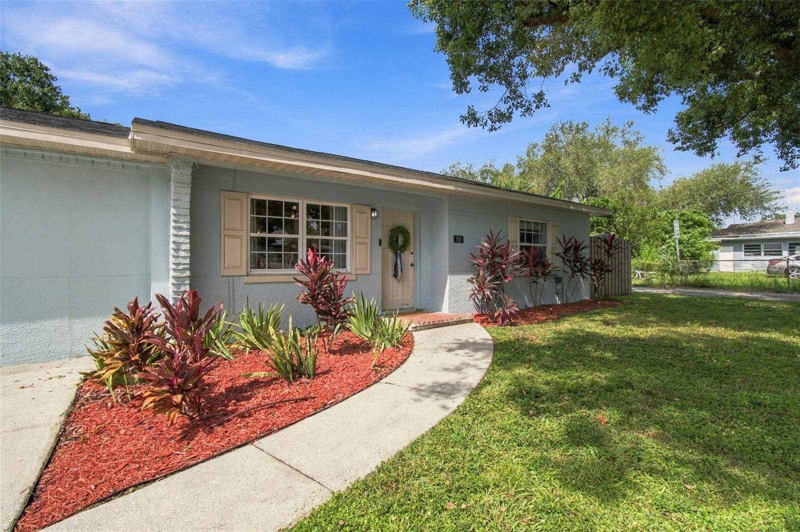 806 N GOMEZ AVENUE, Tampa, FL 33609