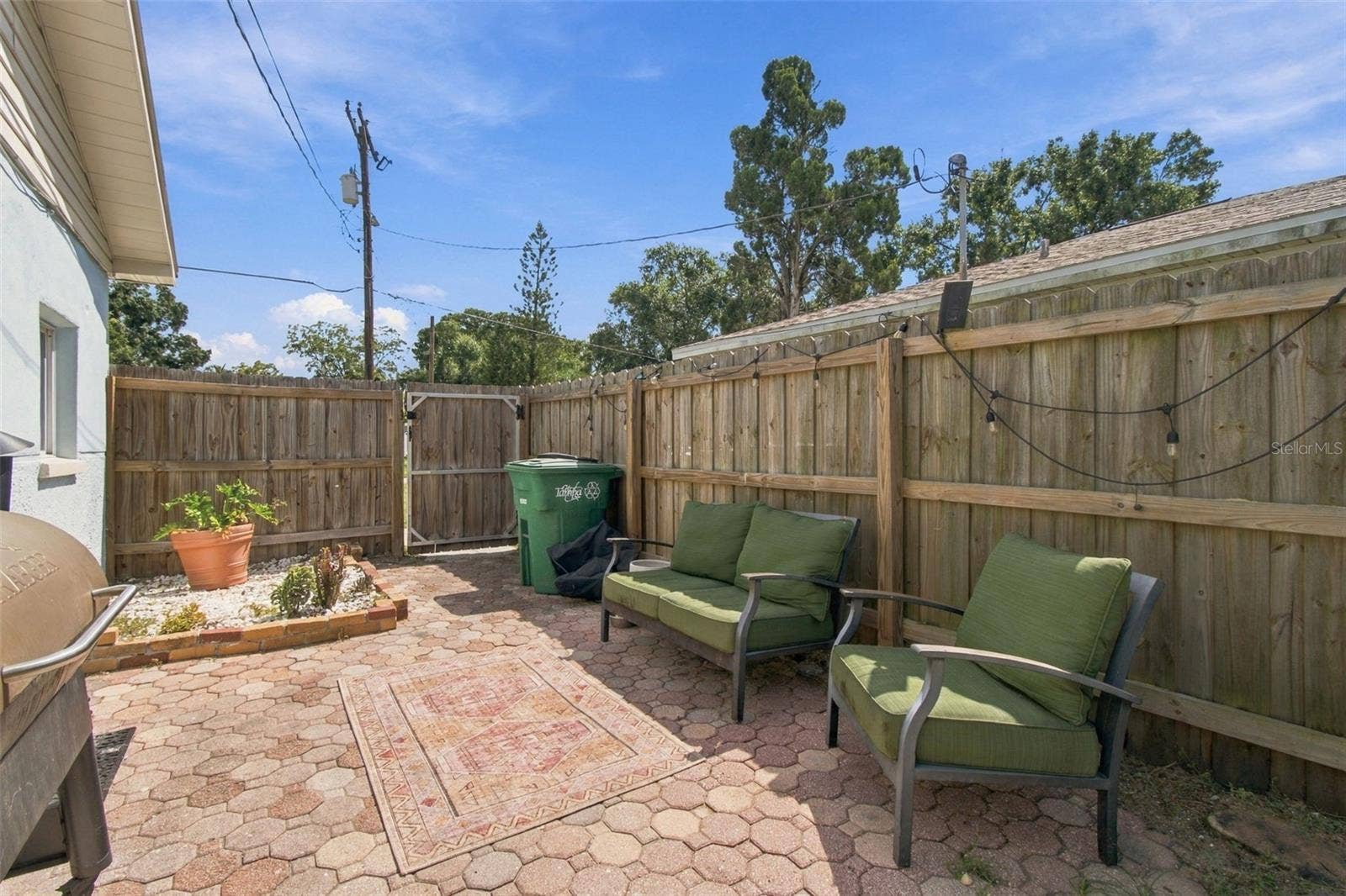 806 N GOMEZ AVENUE, Tampa, FL 33609