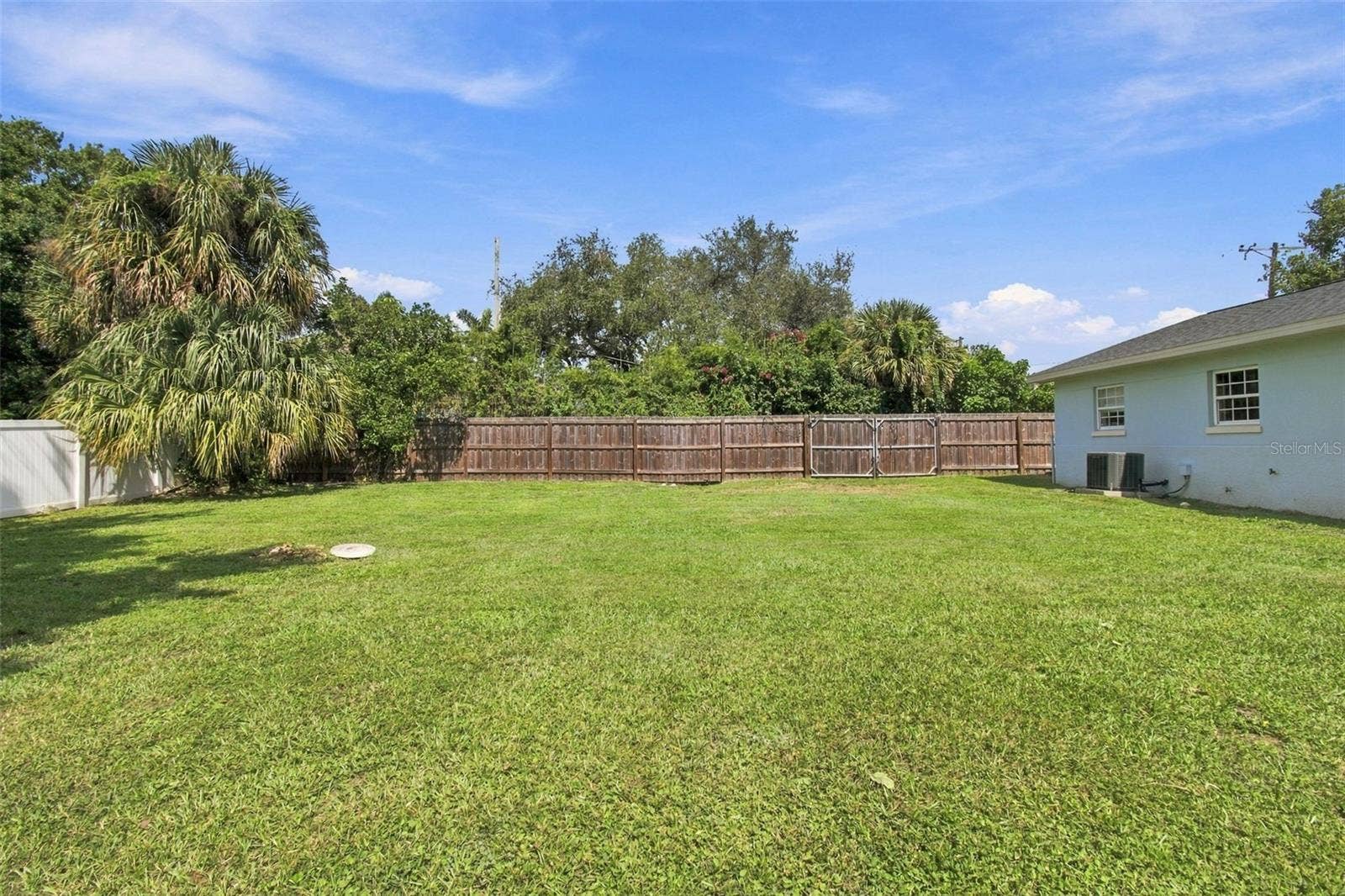 806 N GOMEZ AVENUE, Tampa, FL 33609