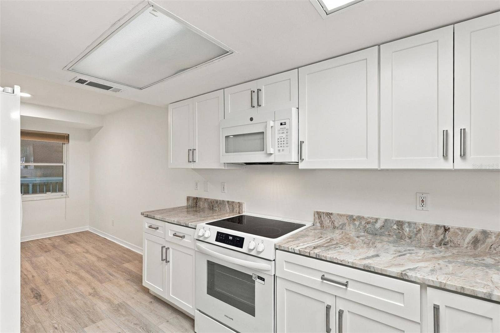 4 OCEANS WEST BOULEVARD, #402A, Daytona Beach Shores, FL 32118 4 OCEANS WEST BOULEVARD, #402A, Daytona Beach Shores, FL 32118