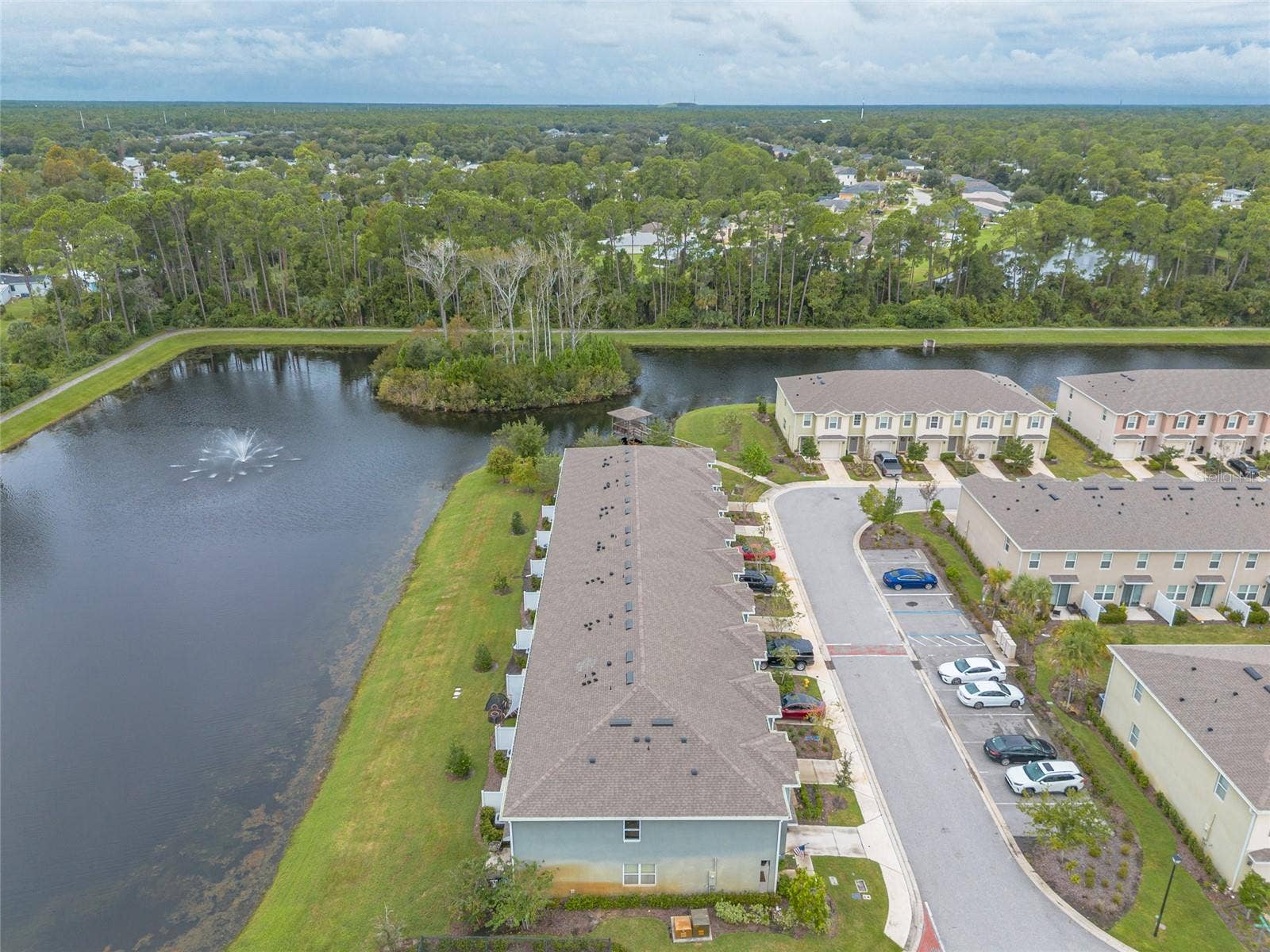 84 BELLA LAGO CIRCLE, Port Orange, FL 32129