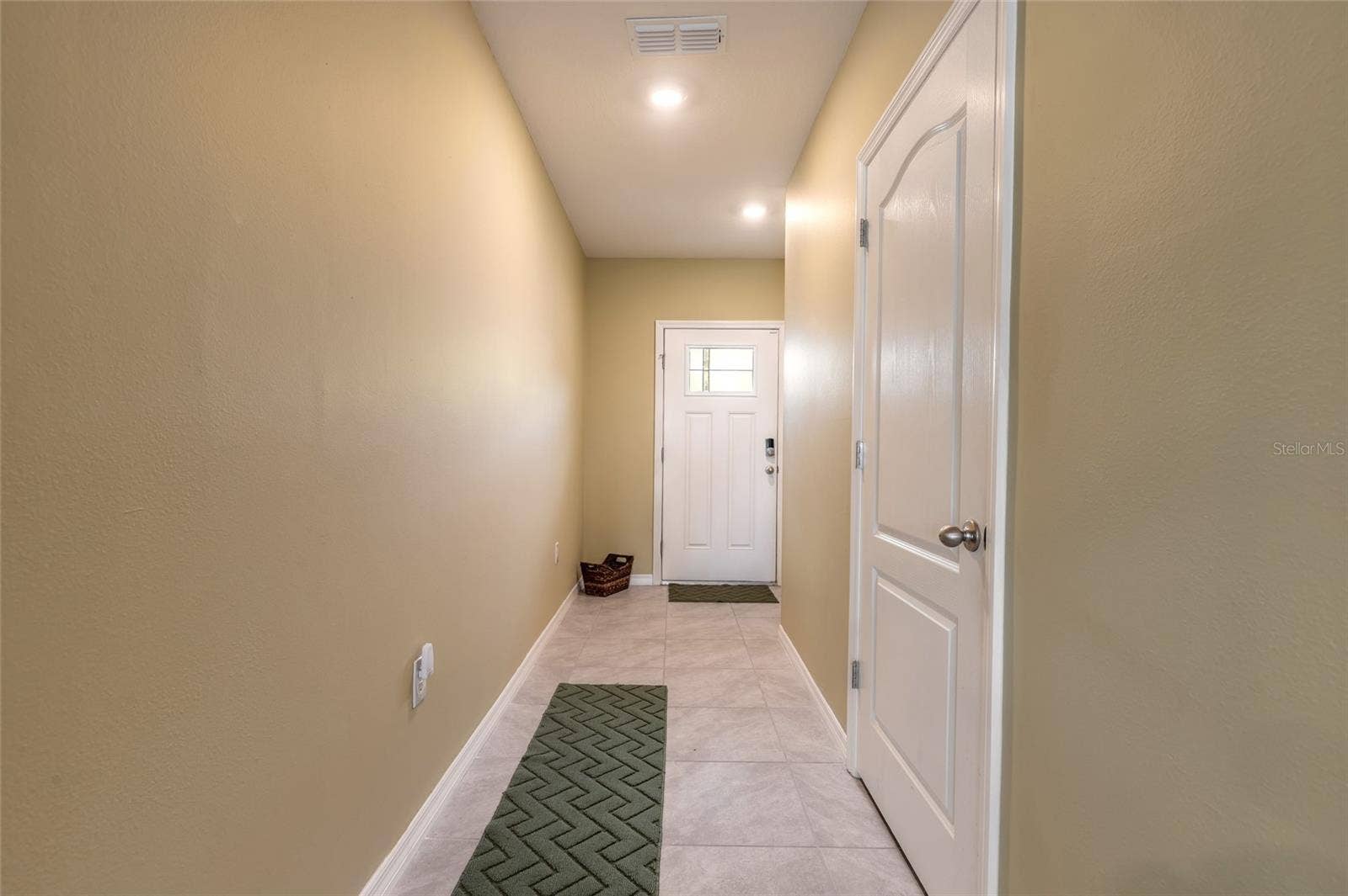 84 BELLA LAGO CIRCLE, Port Orange, FL 32129