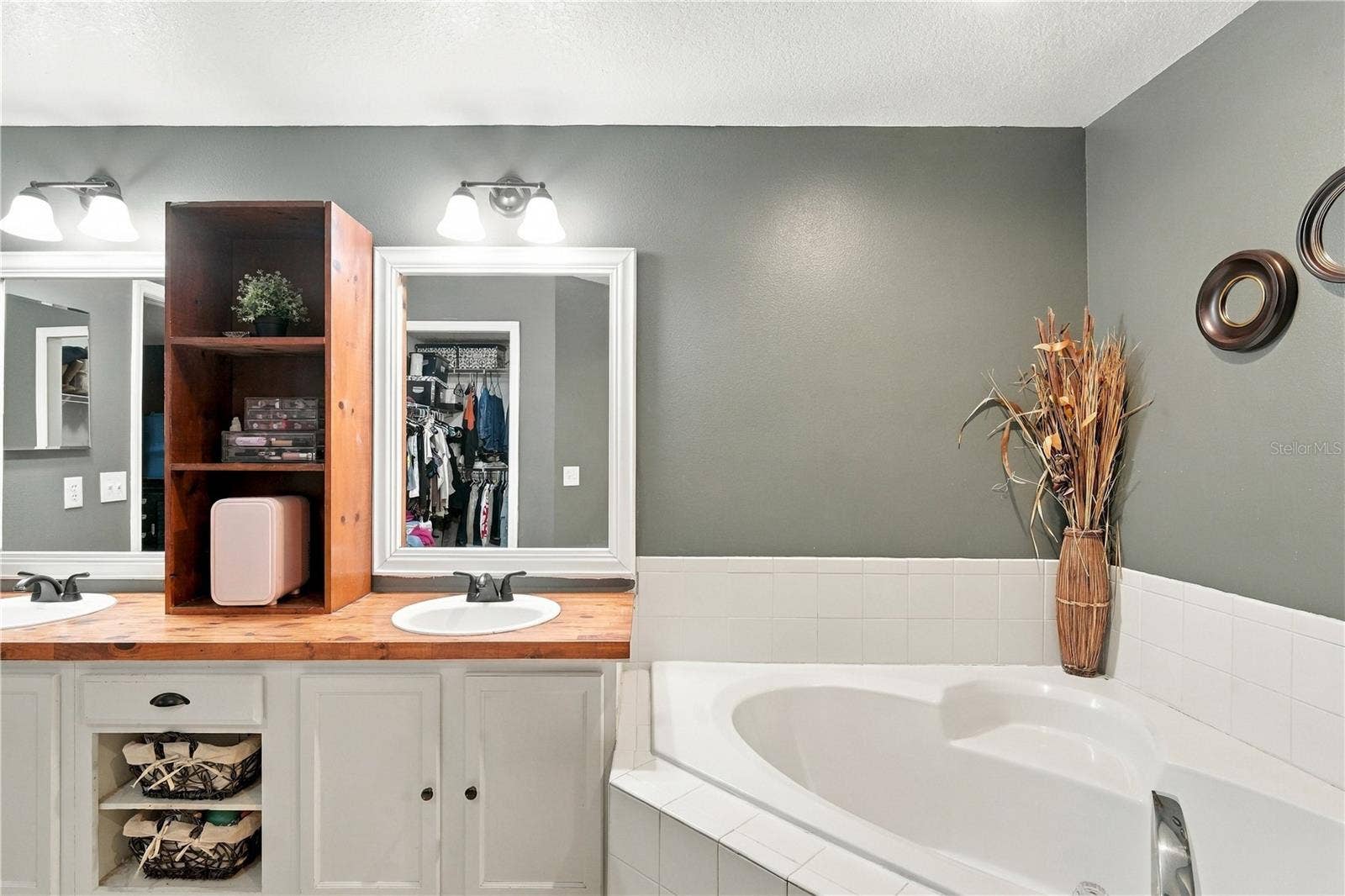 210 CITATION AVENUE, Deltona, FL 32738 Primary bath