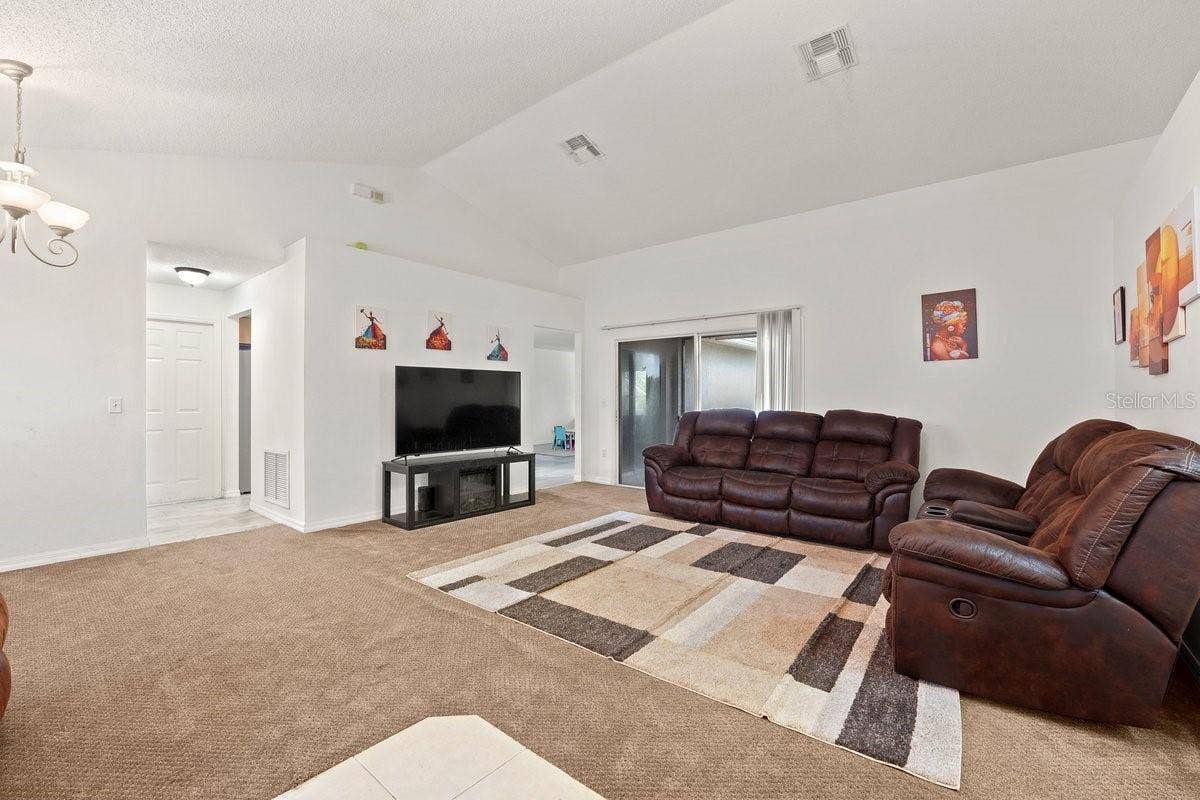 1725 HERNANDO AVENUE, Deltona, FL 32725