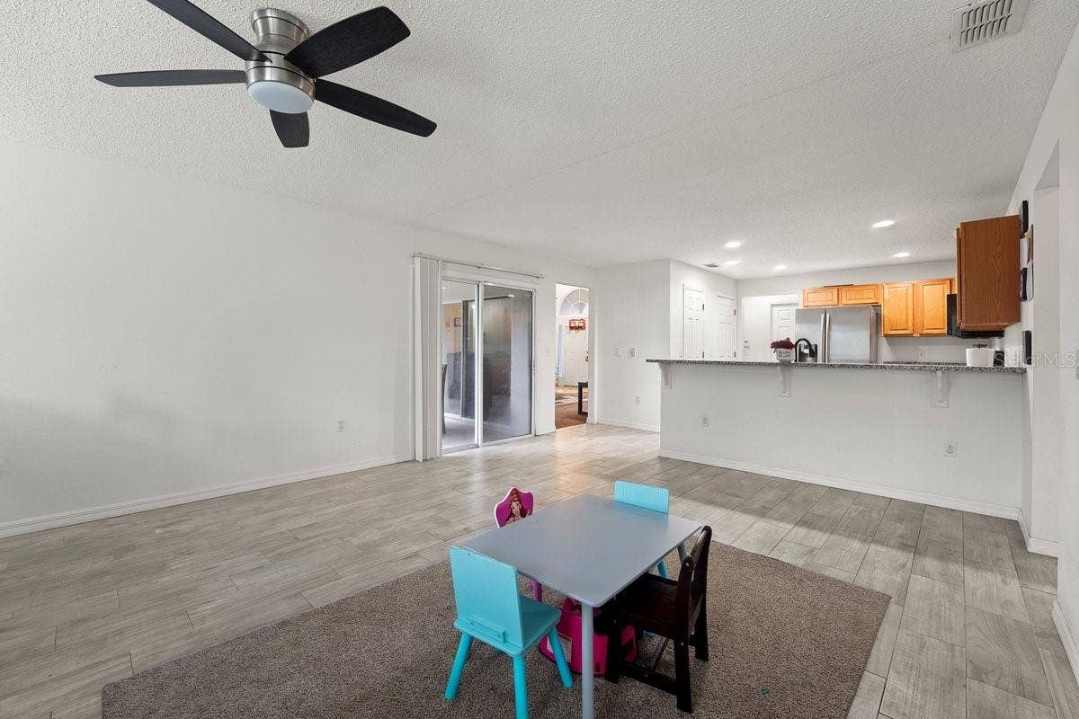 1725 HERNANDO AVENUE, Deltona, FL 32725