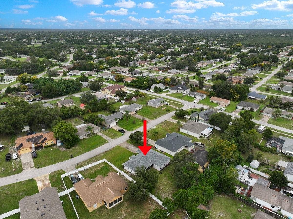 1725 HERNANDO AVENUE, Deltona, FL 32725