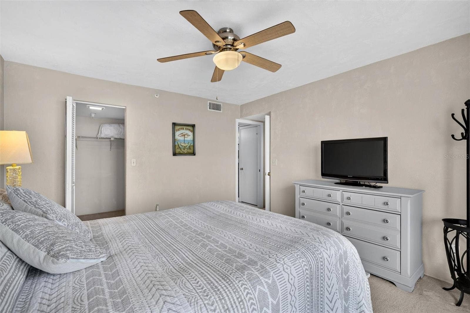 2555 S ATLANTIC AVENUE, #207, Daytona Beach Shores, FL 32118