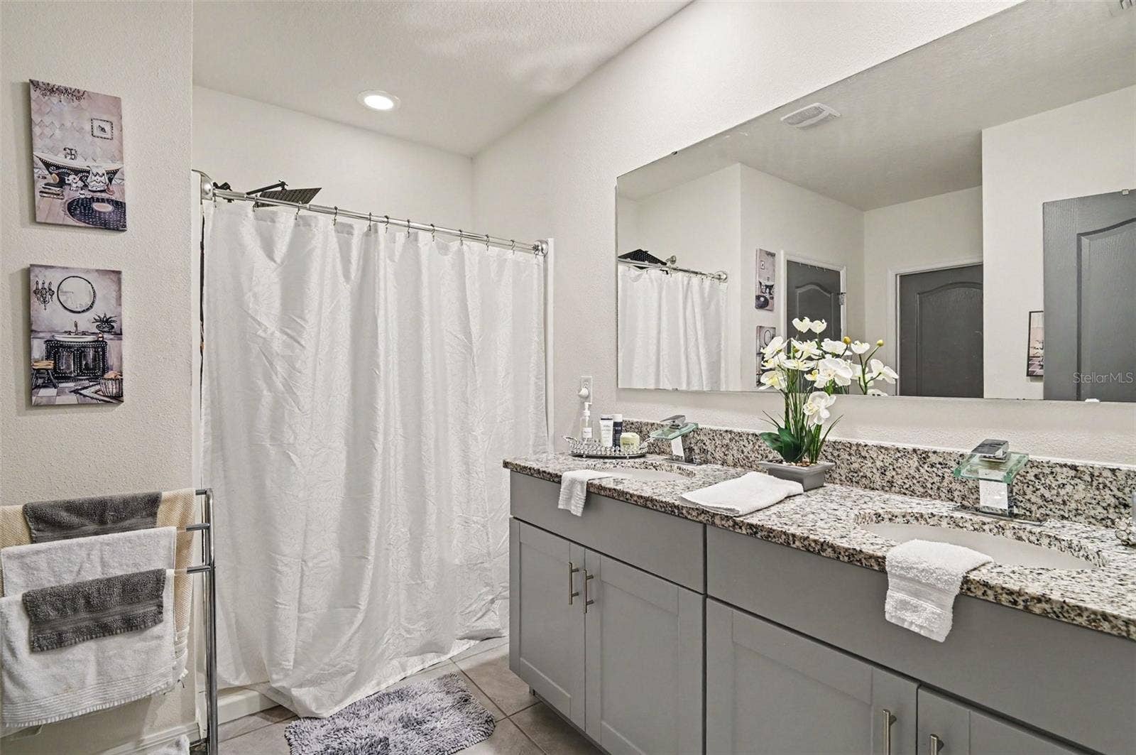 323 CHARLES DRIVE, Deland, FL 32724 323 CHARLES DRIVE, Deland, FL 32724