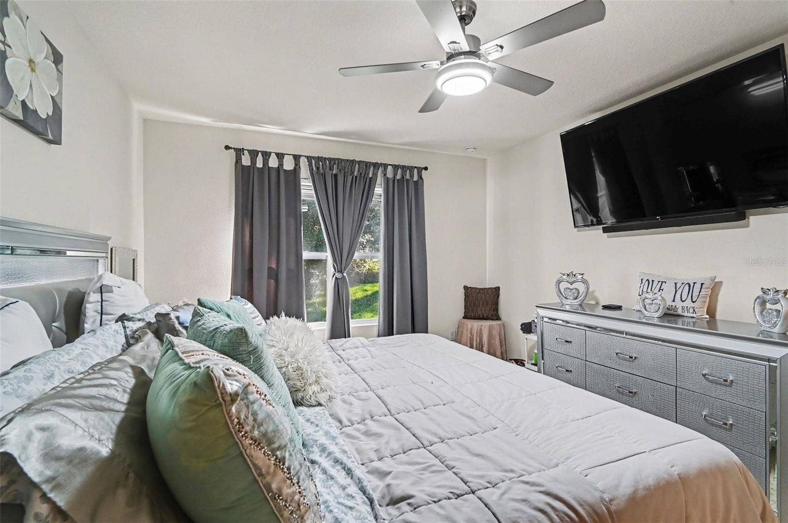 323 CHARLES DRIVE, Deland, FL 32724 323 CHARLES DRIVE, Deland, FL 32724