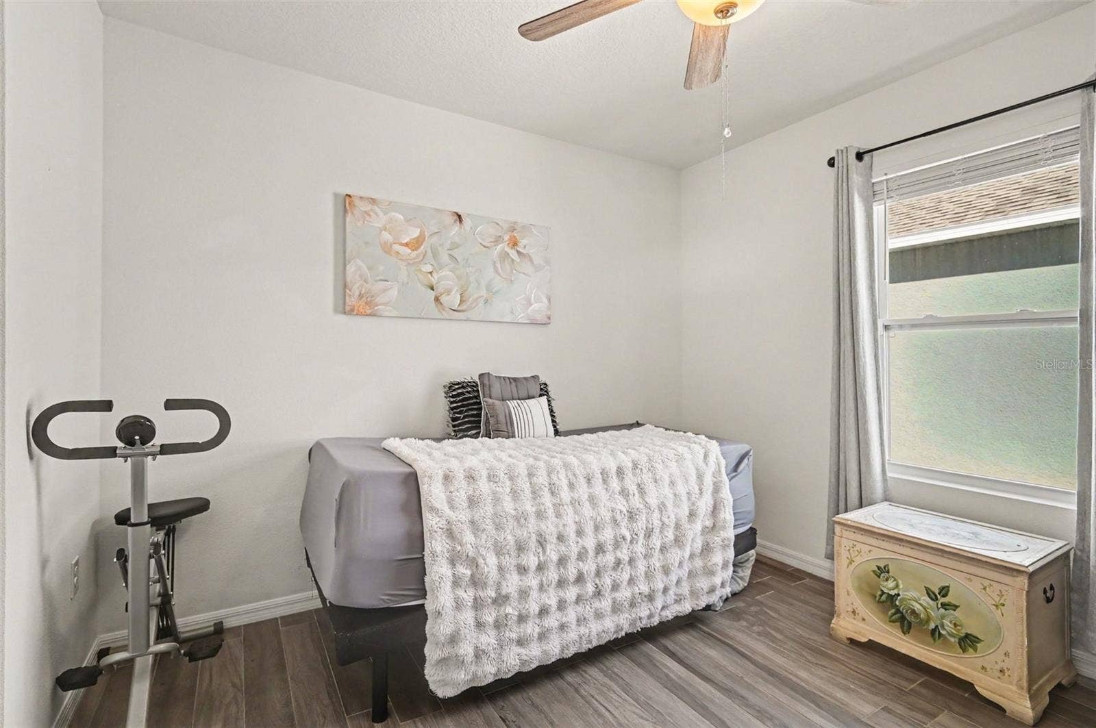 323 CHARLES DRIVE, Deland, FL 32724 323 CHARLES DRIVE, Deland, FL 32724