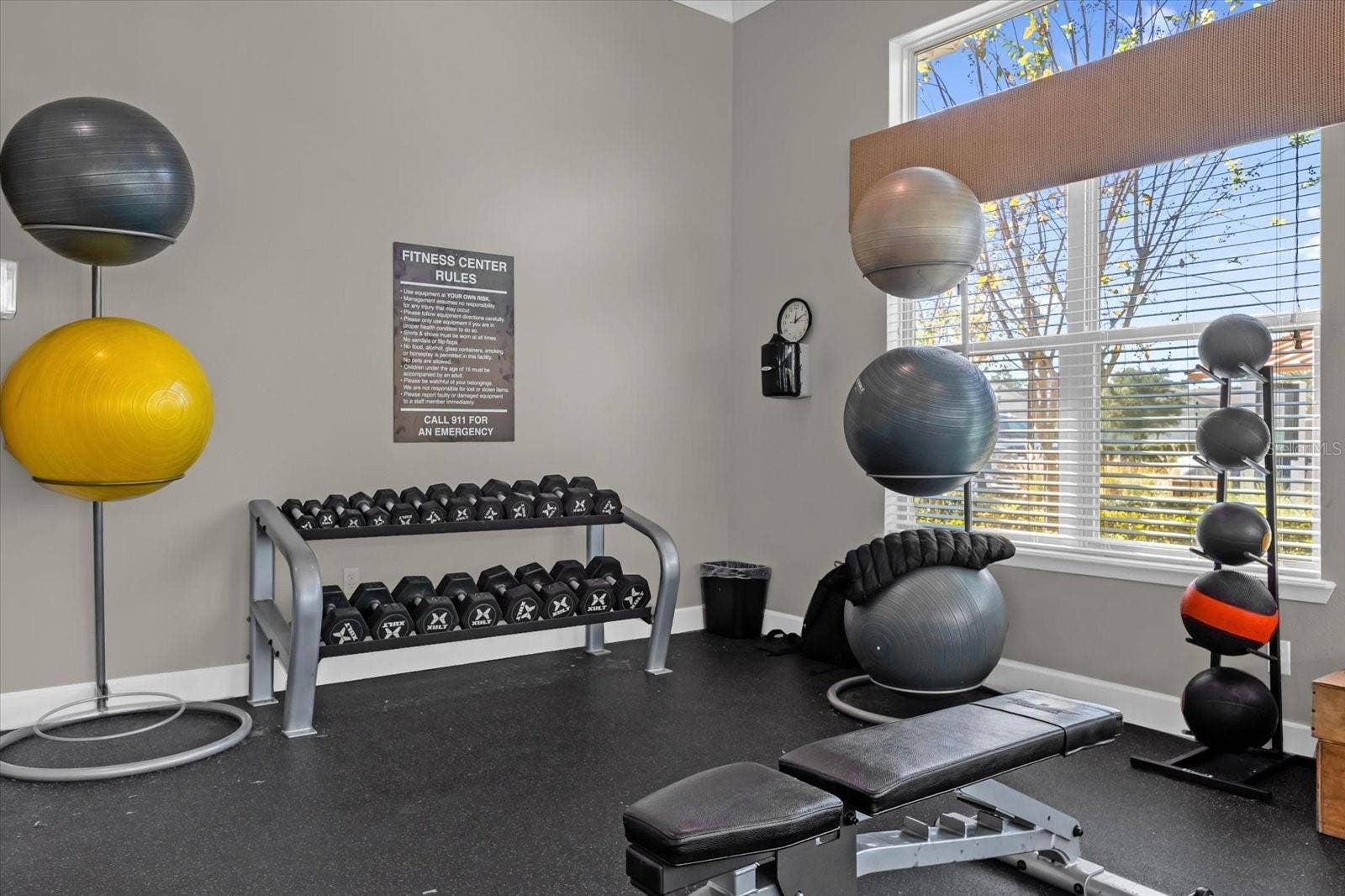 323 CHARLES DRIVE, Deland, FL 32724 323 CHARLES DRIVE, Deland, FL 32724