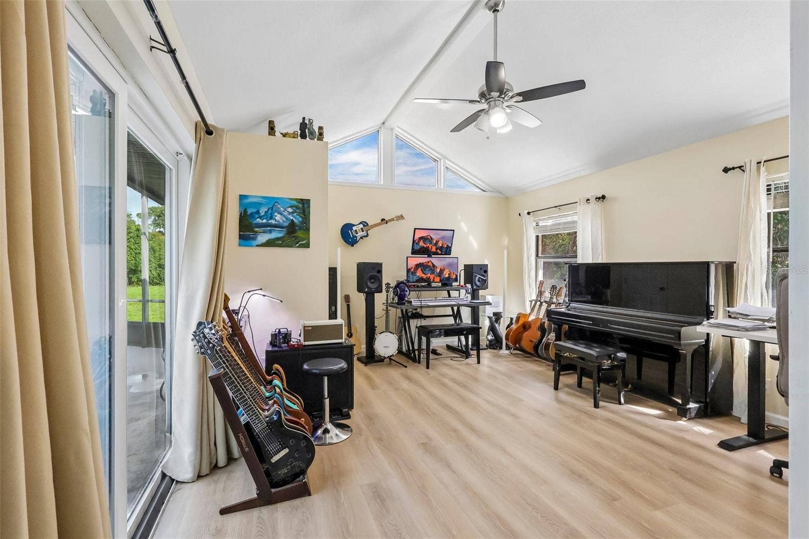 5803 SPRUCE CREEK WOODS DRIVE, Port Orange, FL 32127 5803 SPRUCE CREEK WOODS DRIVE, Port Orange, FL 32127