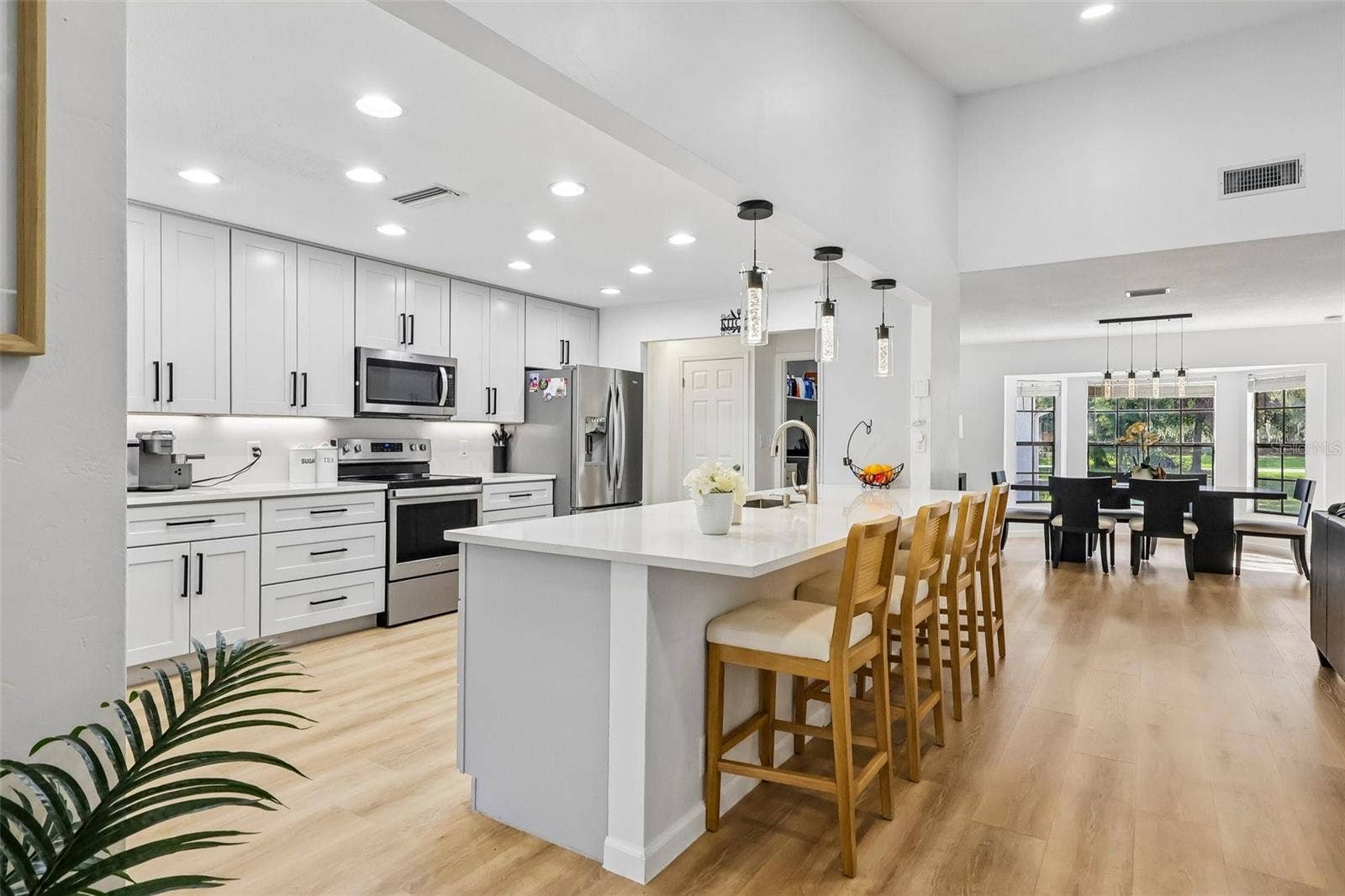 5803 SPRUCE CREEK WOODS DRIVE, Port Orange, FL 32127 5803 SPRUCE CREEK WOODS DRIVE, Port Orange, FL 32127