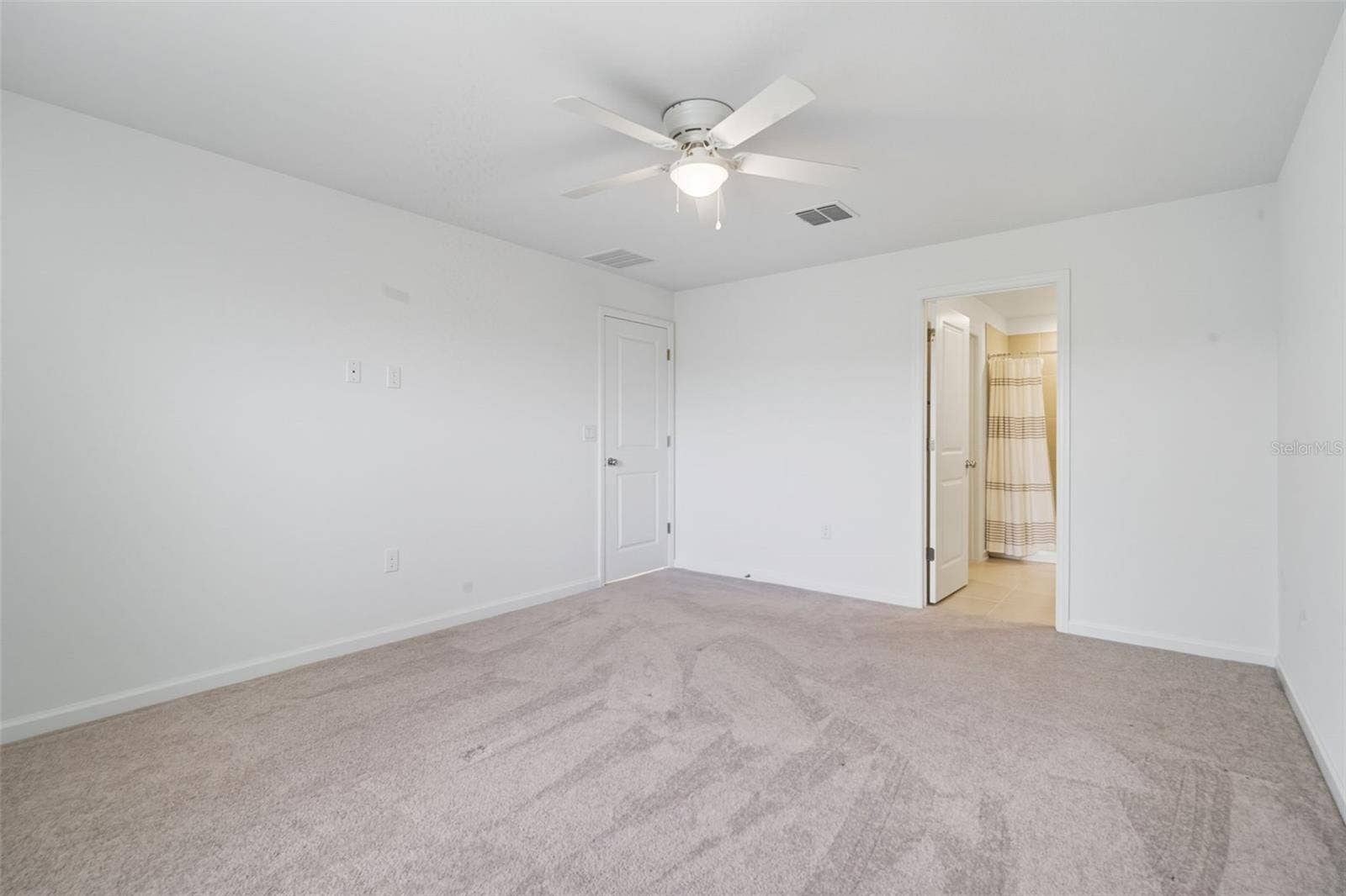 1278 BELLE ISLE LANE, Daytona Beach, FL 32124 1278 BELLE ISLE LANE, Daytona Beach, FL 32124