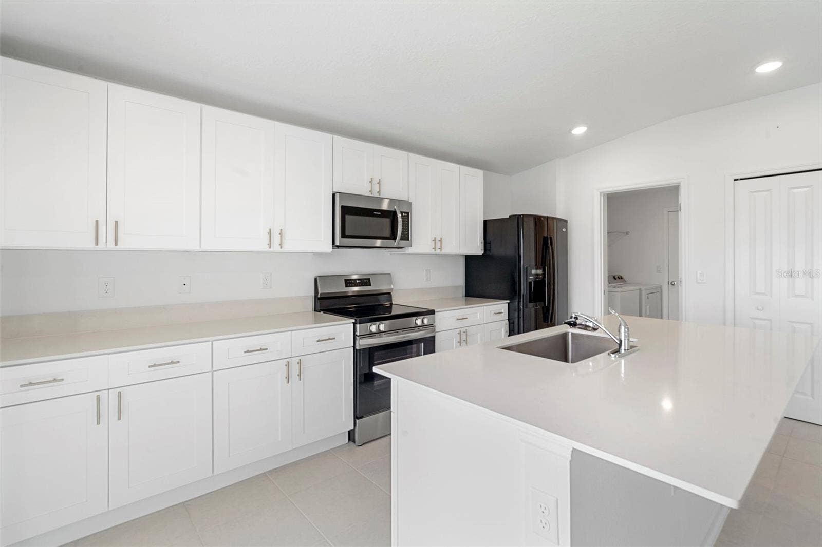 1278 BELLE ISLE LANE, Daytona Beach, FL 32124 1278 BELLE ISLE LANE, Daytona Beach, FL 32124
