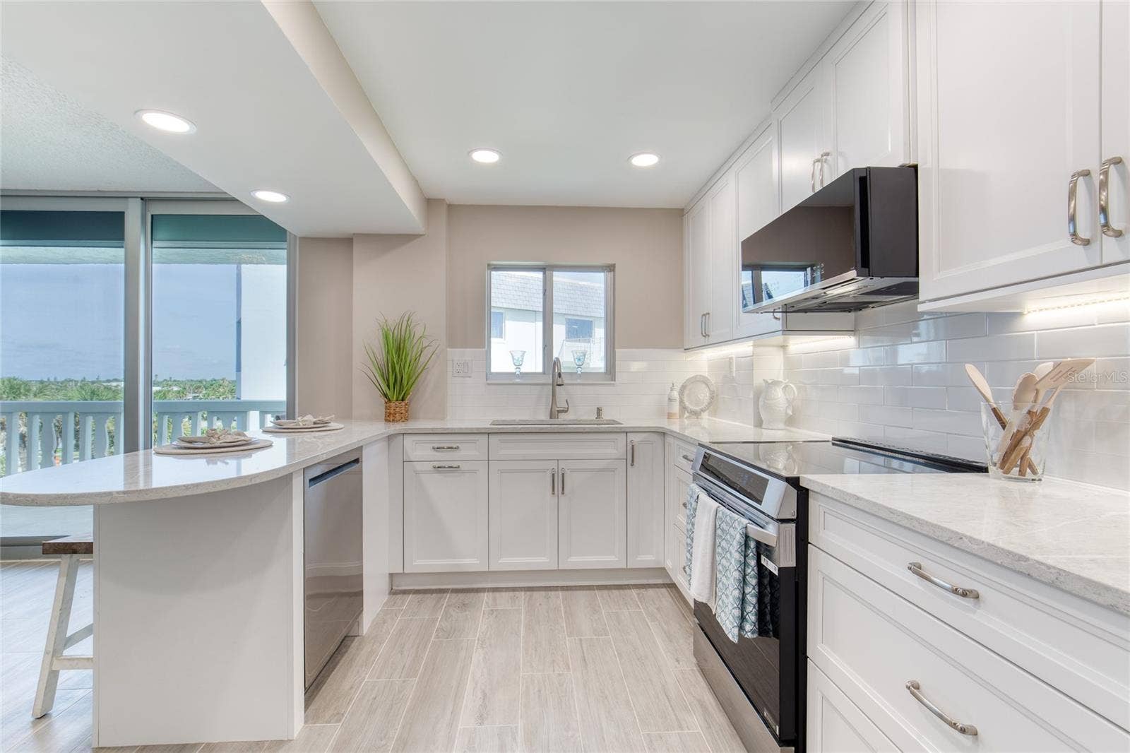 1575 OCEAN SHORE BOULEVARD, #307, Ormond Beach, FL 32176