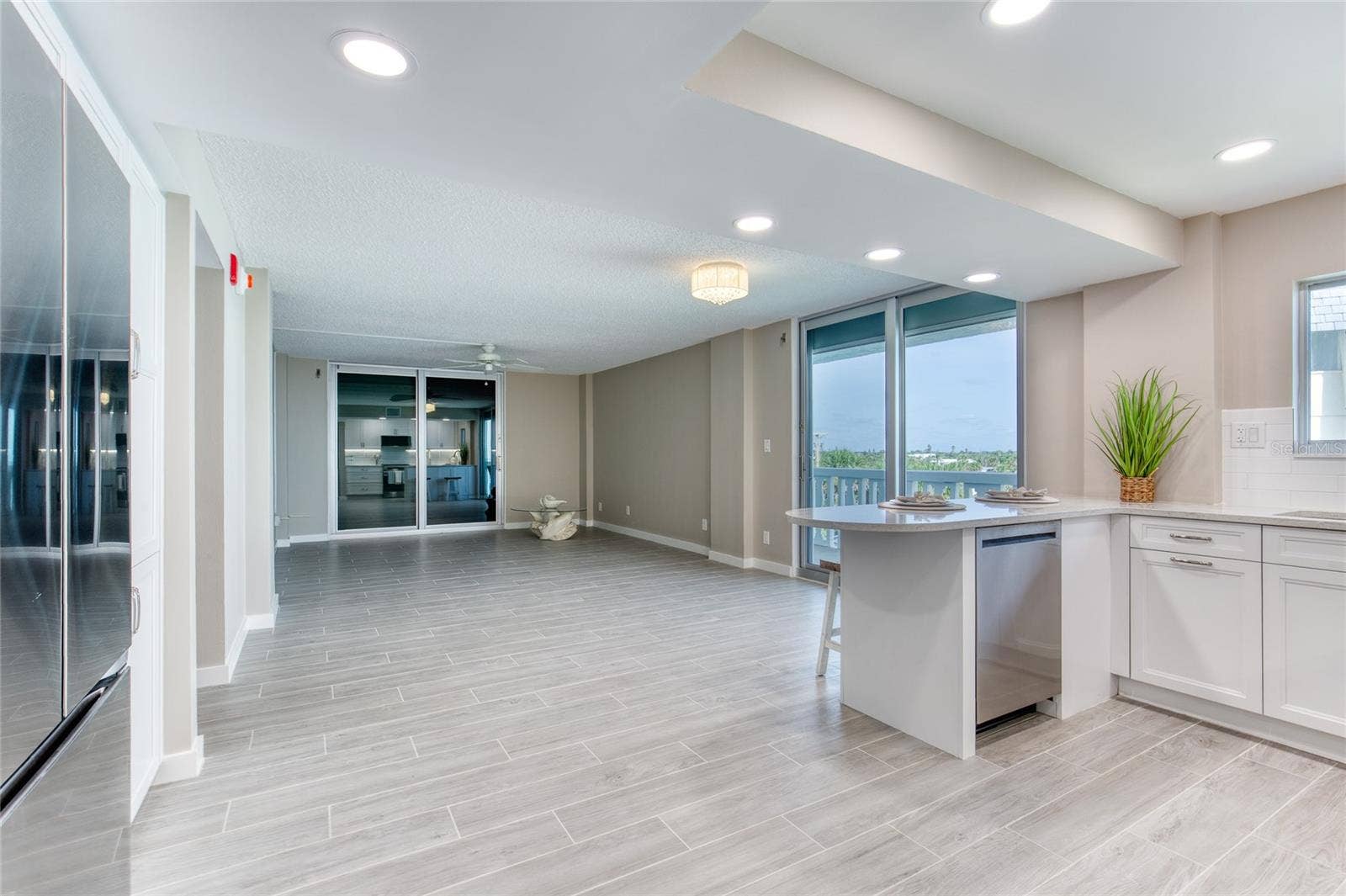 1575 OCEAN SHORE BOULEVARD, #307, Ormond Beach, FL 32176
