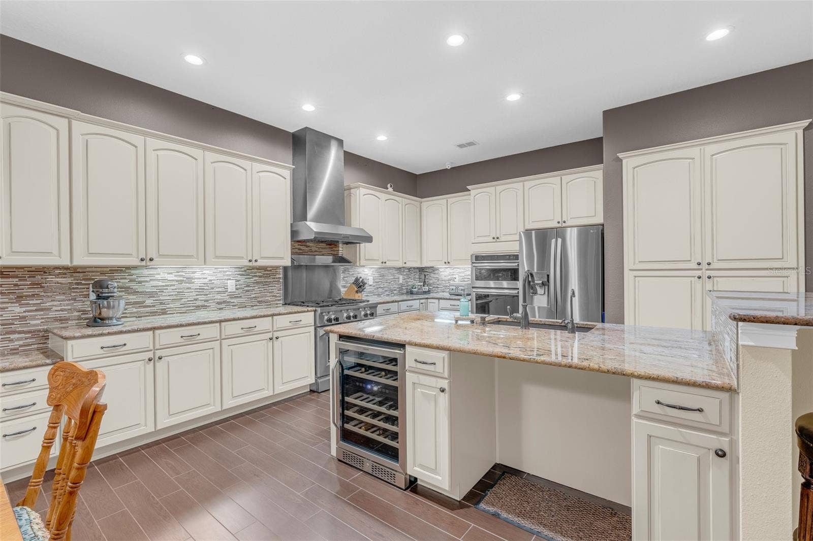3384 COUNTRY MANOR DRIVE, South Daytona, FL 32119