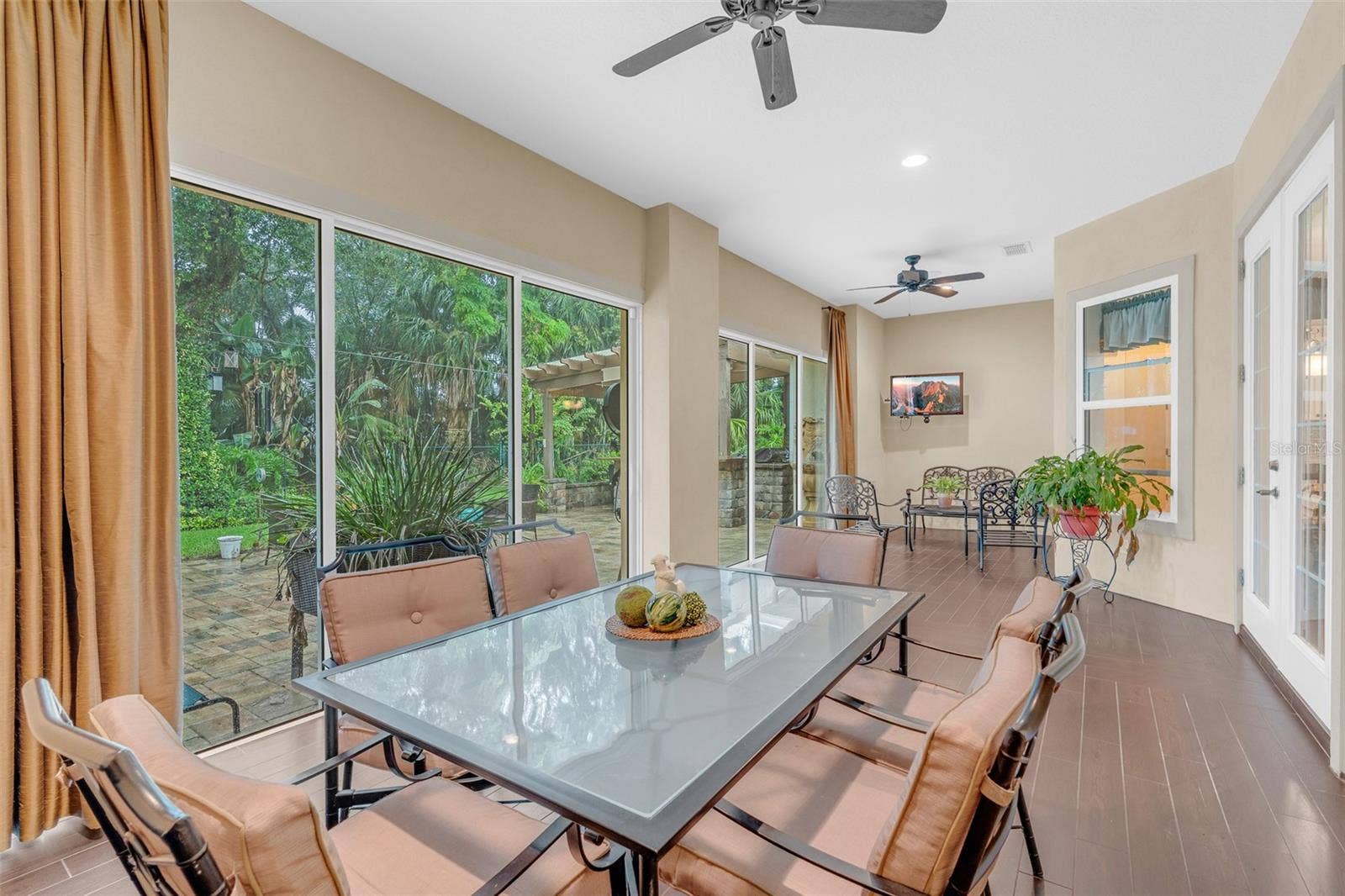 3384 COUNTRY MANOR DRIVE, South Daytona, FL 32119