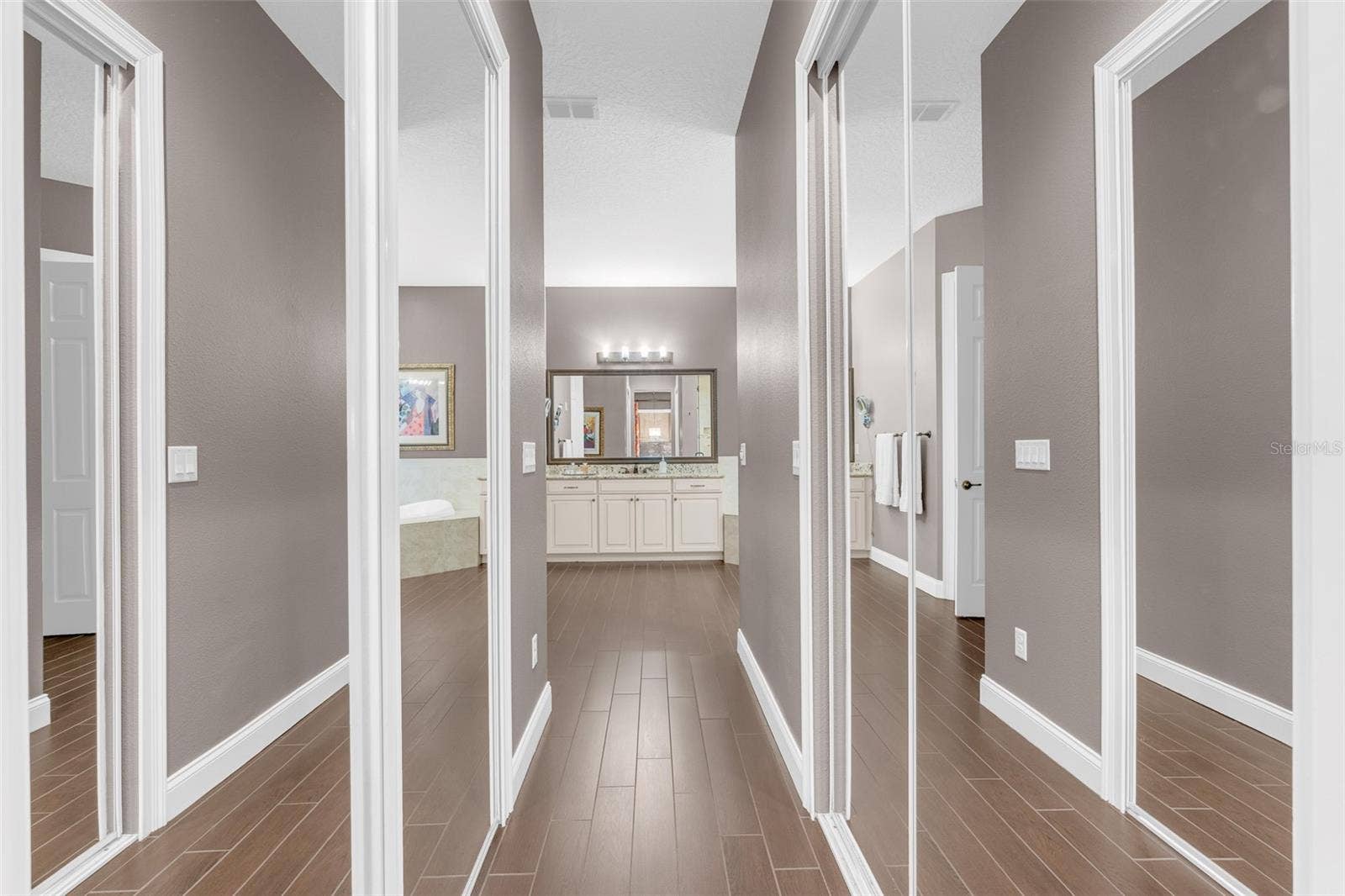 3384 COUNTRY MANOR DRIVE, South Daytona, FL 32119