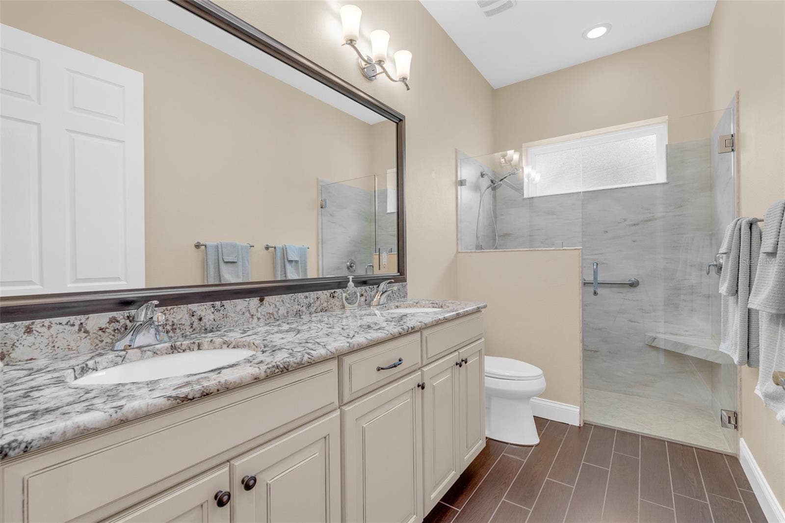 3384 COUNTRY MANOR DRIVE, South Daytona, FL 32119