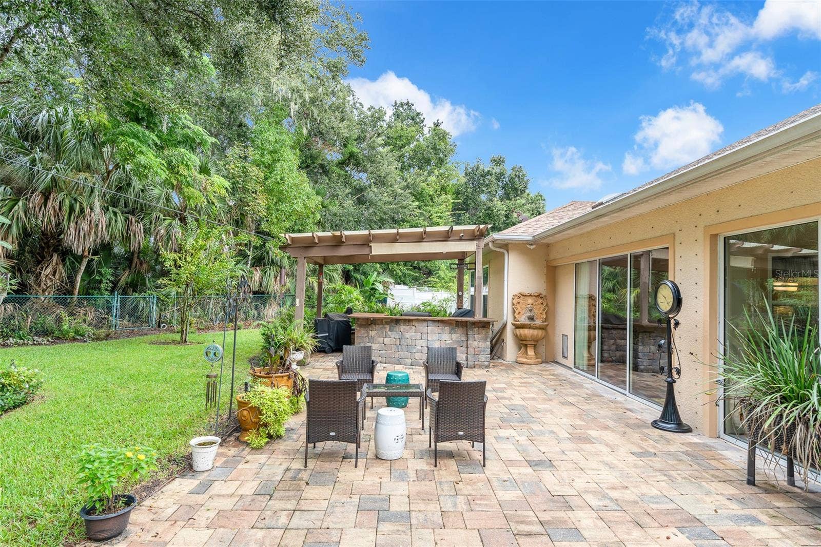 3384 COUNTRY MANOR DRIVE, South Daytona, FL 32119
