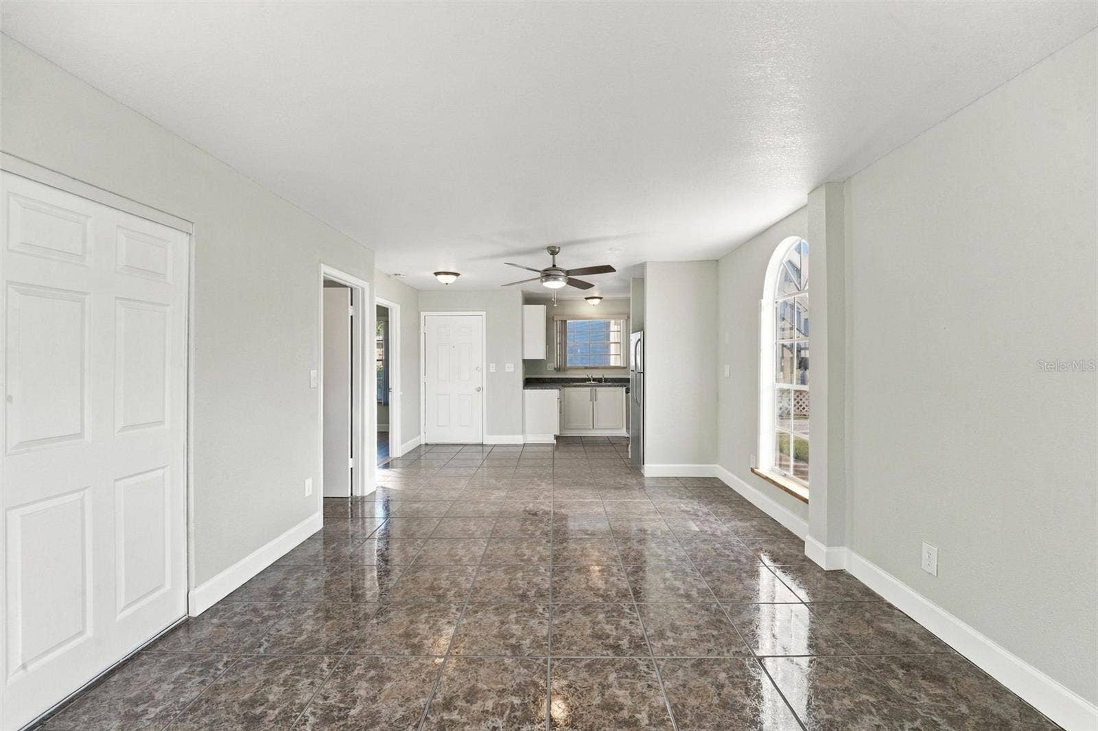 313 DIRKSEN DRIVE, #G4, Debary, FL 32713 LIVING ROOM