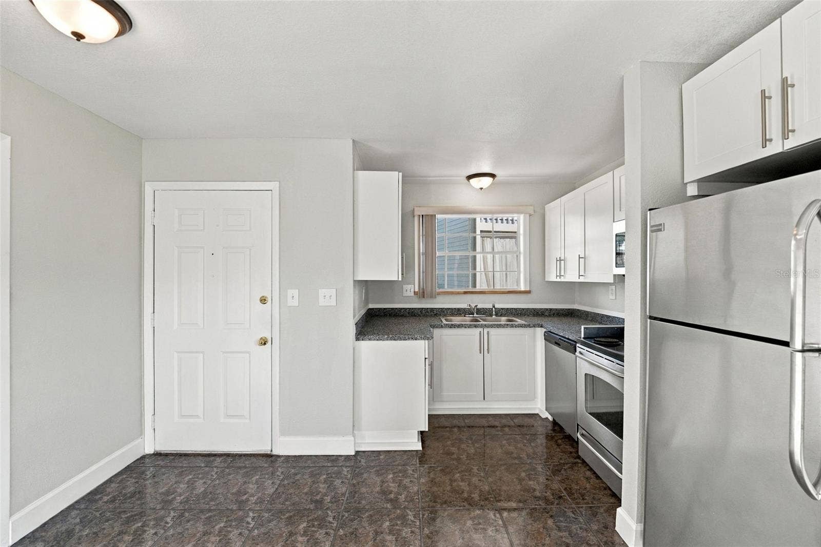 313 DIRKSEN DRIVE, #G4, Debary, FL 32713 KITCHEN