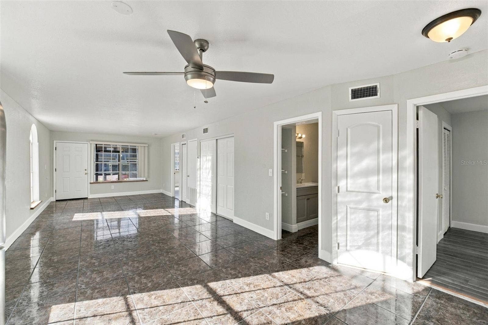 313 DIRKSEN DRIVE, #G4, Debary, FL 32713 LIVING ROOM