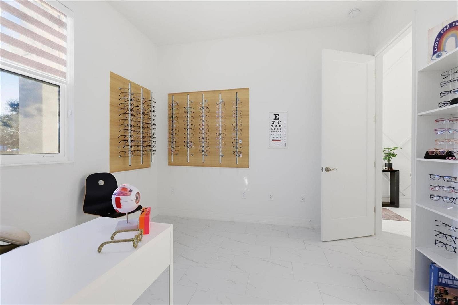 883 LAKE HILL WAY, Deland, FL 32724 883 LAKE HILL WAY, Deland, FL 32724