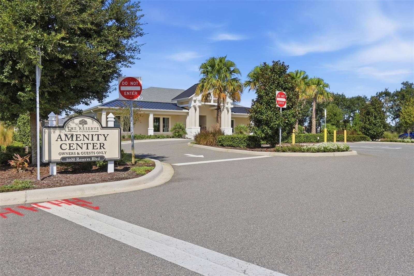 883 LAKE HILL WAY, Deland, FL 32724 883 LAKE HILL WAY, Deland, FL 32724