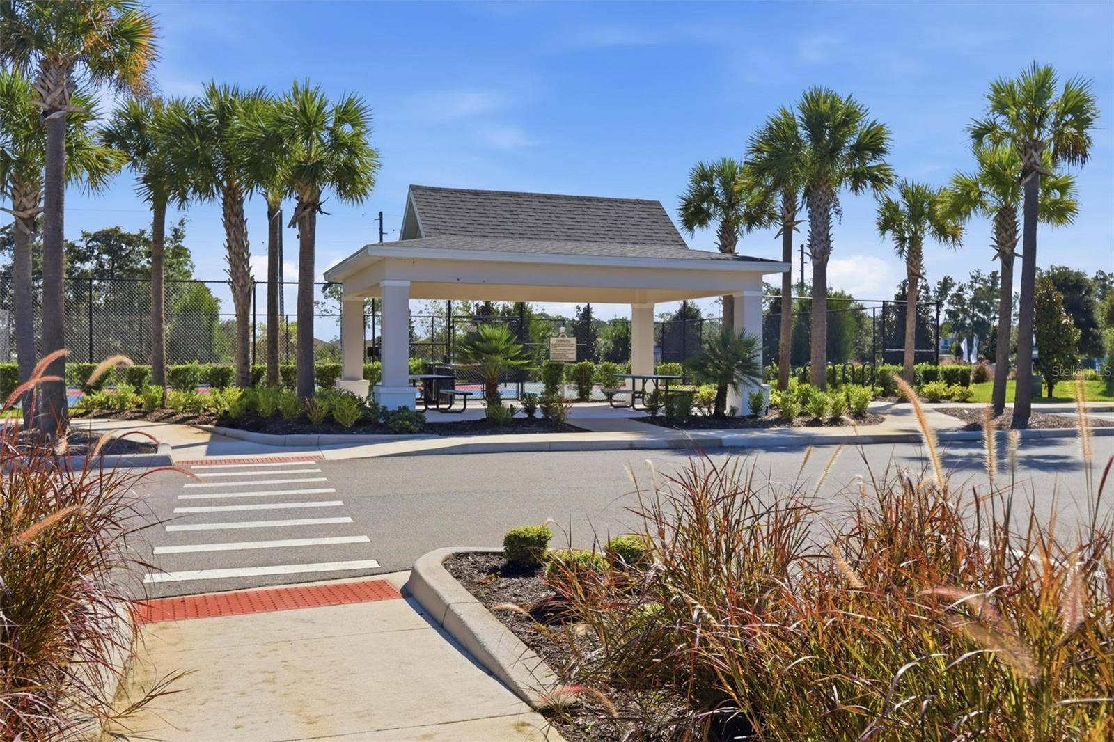 883 LAKE HILL WAY, Deland, FL 32724 883 LAKE HILL WAY, Deland, FL 32724