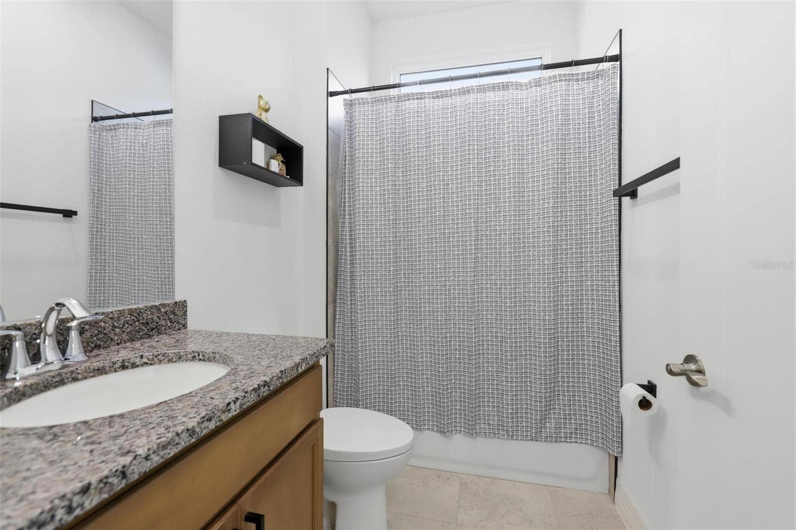 883 LAKE HILL WAY, Deland, FL 32724 883 LAKE HILL WAY, Deland, FL 32724
