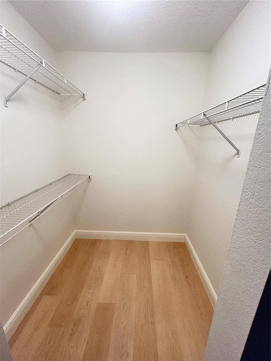 1901 KNOLTON AVENUE, Orange City, FL 32763 PRIMARY BEDROOM WALK IN CLOSET