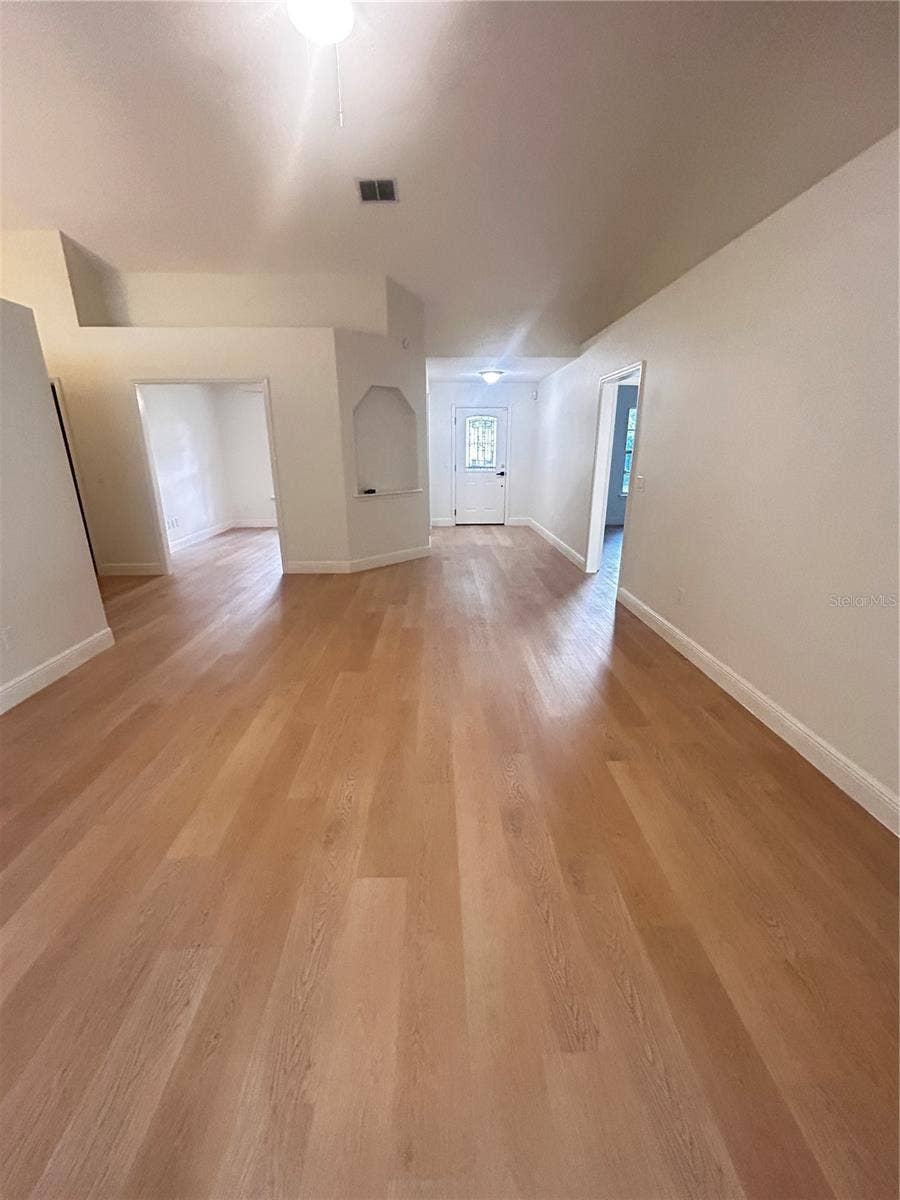 1901 KNOLTON AVENUE, Orange City, FL 32763 LIVING ROOM