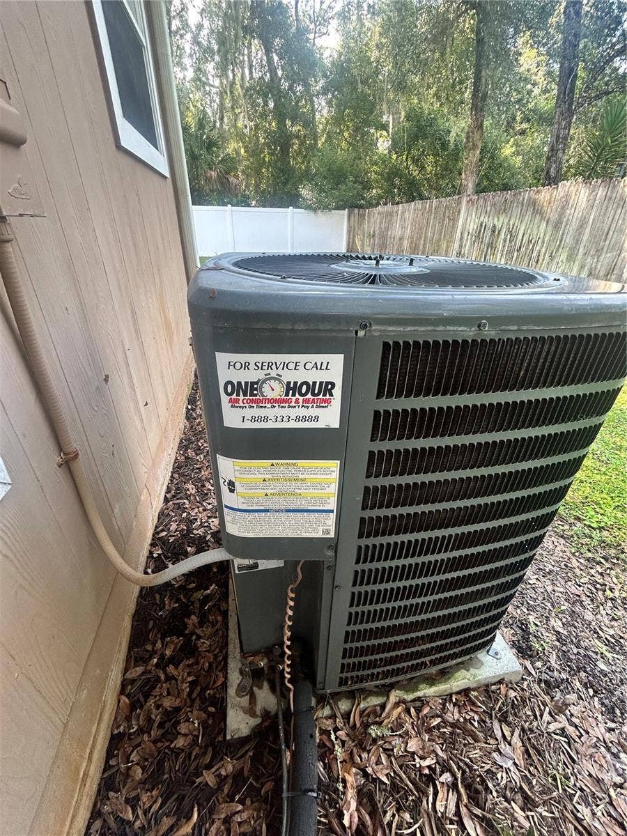1901 KNOLTON AVENUE, Orange City, FL 32763 1901 KNOLTON AVENUE, Orange City, FL 32763