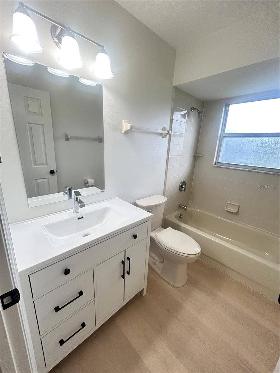 1901 KNOLTON AVENUE, Orange City, FL 32763 2ND BATHROOM